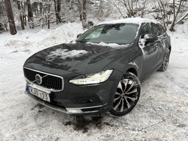 1116403-1 Volvo V90 Cross Country B6 AWD Geartronic - 2021