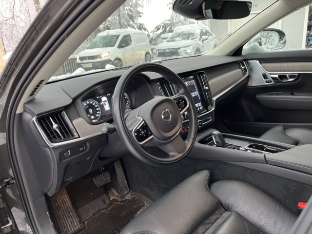 1116403-31 Volvo V90 Cross Country B6 AWD Geartronic - 2021