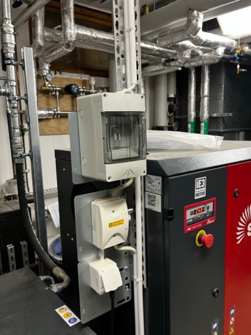 1116514-8 Compressor with refrigeration dryer, Shamal Storm 8-08-270 / FSN RD17 -21