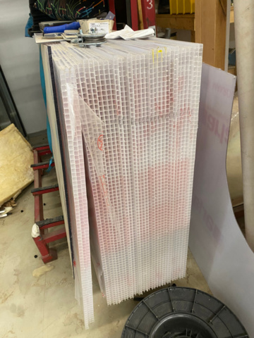 1116528-2 Lot with plastic channel plates