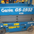 1034055-10 Scissor lift Genie GS-1932 -21