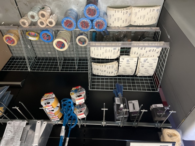 1116739-17 Various painting accessories, brushes, rollers, tape etc