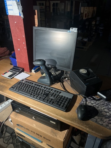 1116738-1 Screen, hand scanner, receipt printer and cash drawer