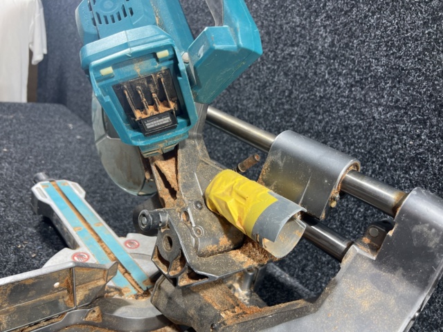 1022841-5 Makita LS002G battery-powered cut &amp; miter saw