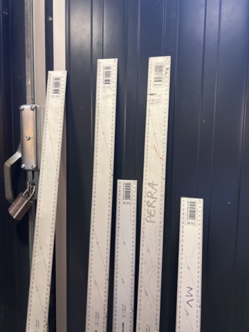 1022845-9 Levels, plaster angles and disc holders