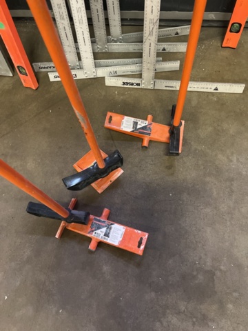 1022845-11 Levels, plaster angles and disc holders