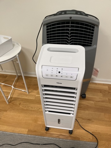 1066777-4 2 AC Units