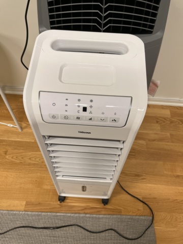 1066777-5 2 AC Units