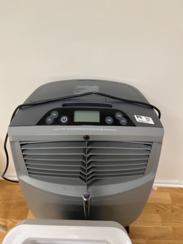 1066777-6 2 AC Units