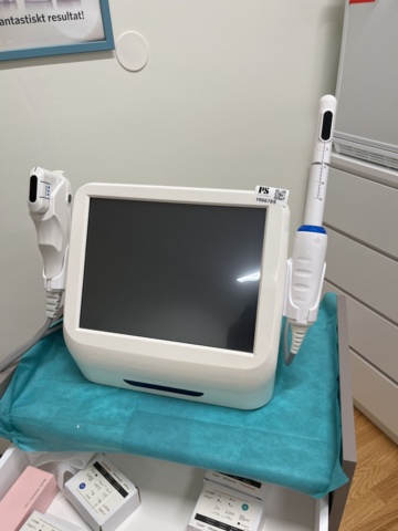 1066789-5 Skin treatment machine