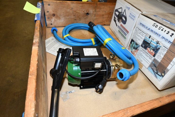 1113008-3 2 pcs. Diesel/petrol pumps - NEW