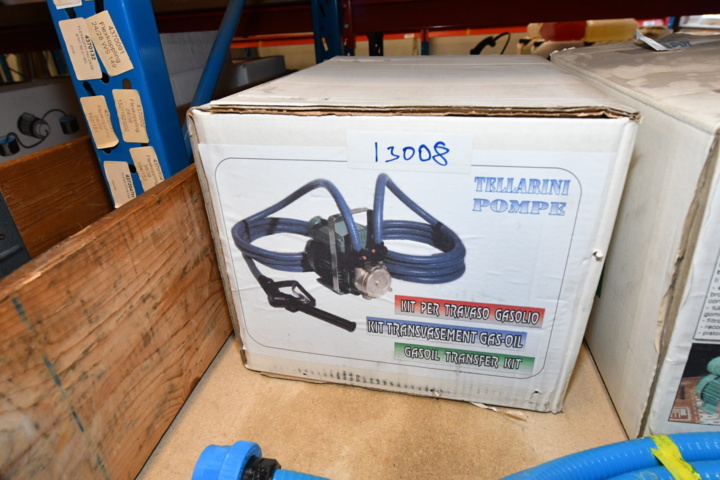 1113008-5 2 pcs. Diesel/petrol pumps - NEW