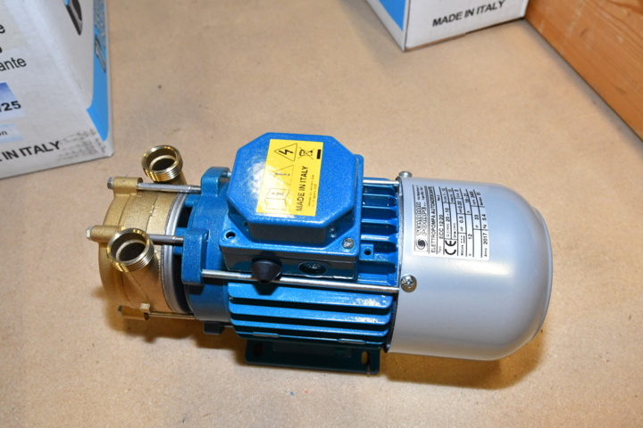 1113010-2 5 pcs. NEW self-priming pumps