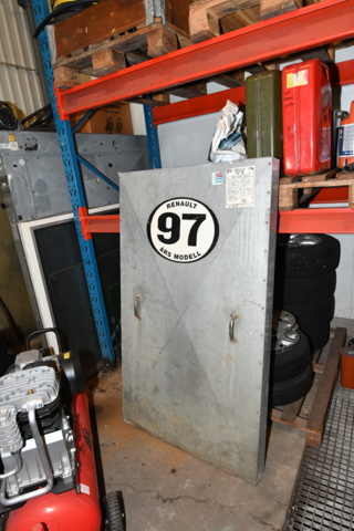 1113030-3 Compressed air container