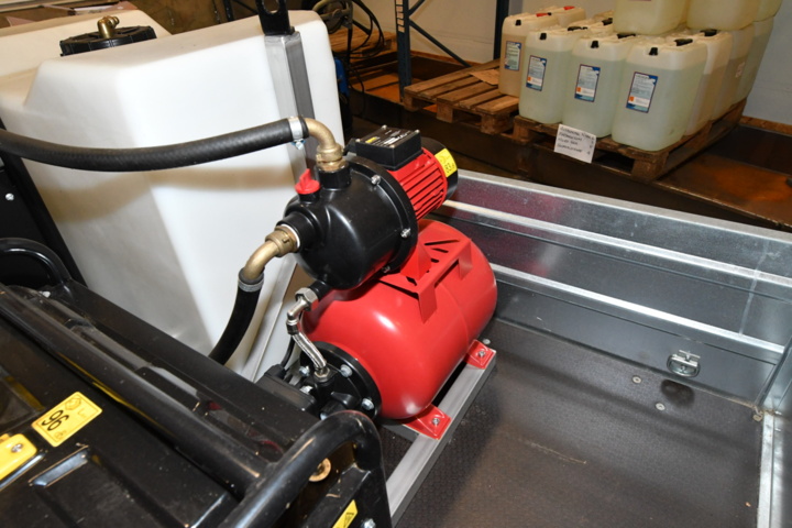 1113034-3 Mobile hot water washing machine - complete