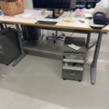 1066835-5 Raised & Retractable desk
