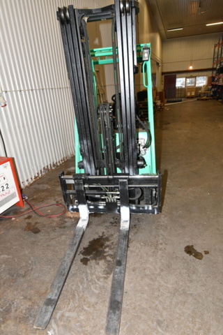 1118377-2 Truck Mitsubishi FB16NT elektrisk