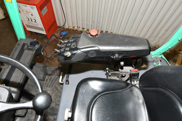 1118377-8 Truck Mitsubishi FB16NT elektrisk