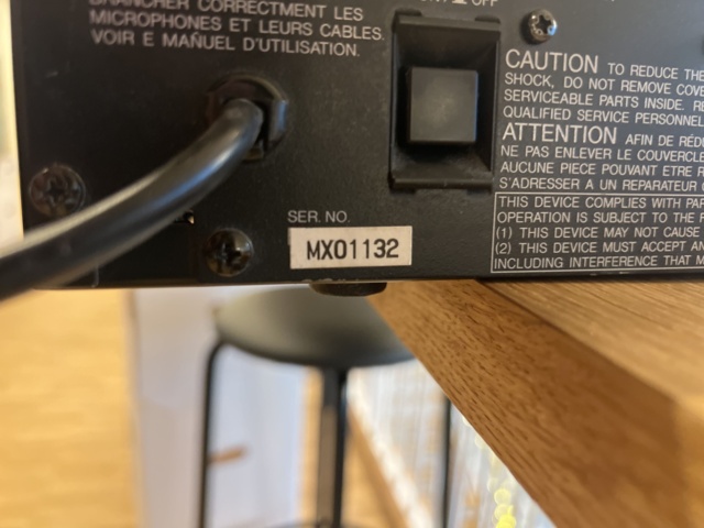 1116909-6 Mixer table Yamaha Programmable Mixer 01