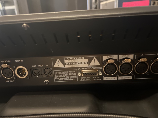 1116910-8 Light mixer table MA Dot2 Core including Roddcase