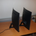 1034105-5 2 x 32 inch curved monitors Samsung