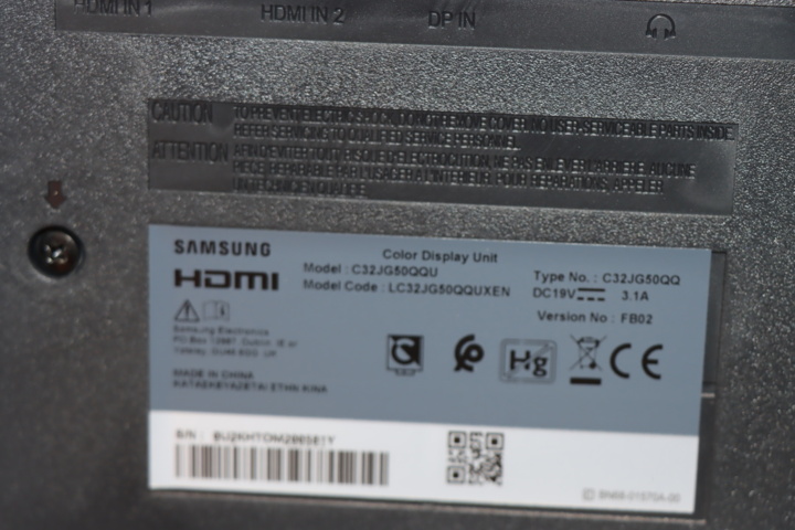 1034126-2 2 pc 32 inch curved monitors Samsung