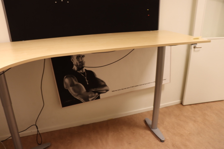 1034127-5 Raised/retractable desk 240cm