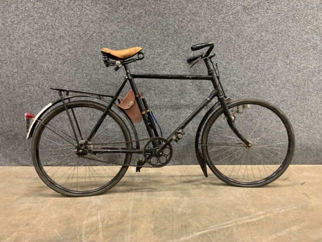 1119881-1 Swiss Army Bike 26"