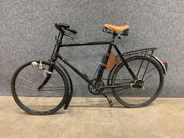 1119881-13 Swiss Army Bike 26"