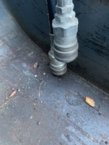 998968-22 High tipping flap bucket YPV