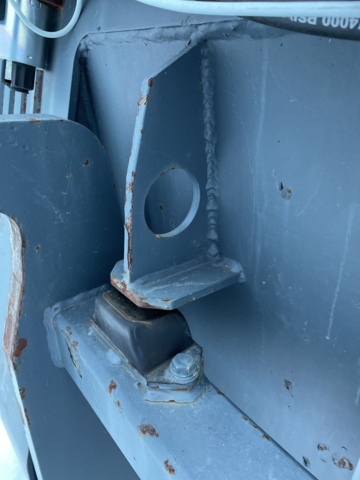 998968-27 High tipping flap bucket YPV