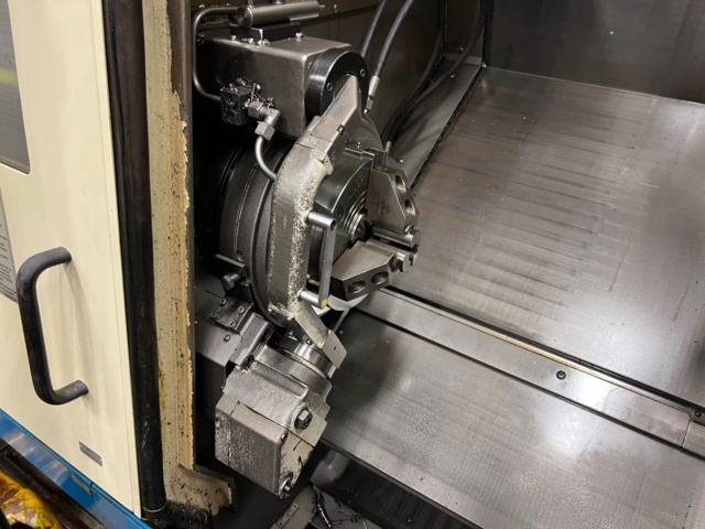 953264-6 CNC Lathe Okuma LB300-MW With many accessories