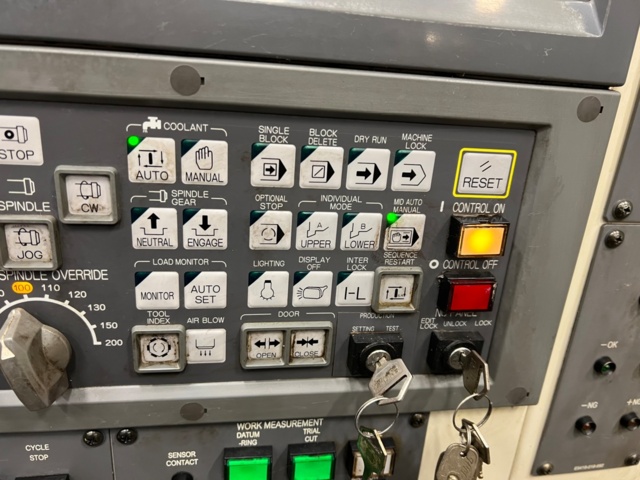 953264-10 CNC Lathe Okuma LB300-MW With many accessories