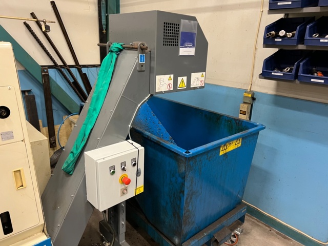 953264-23 CNC Lathe Okuma LB300-MW With many accessories