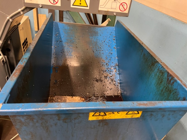 953264-24 CNC Lathe Okuma LB300-MW With many accessories