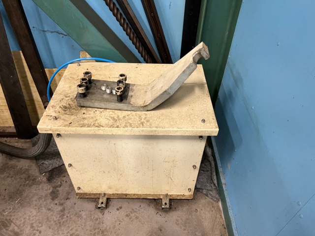 953264-26 CNC Lathe Okuma LB300-MW With many accessories