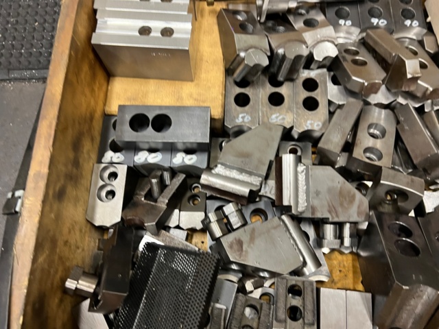 953264-46 CNC Lathe Okuma LB300-MW With many accessories