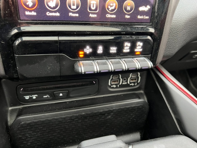 953270-20 RAM 1500 Crew Cab 5.7 V8 HEMI Flex Fuel 4x4 TorqueFlite - 2019