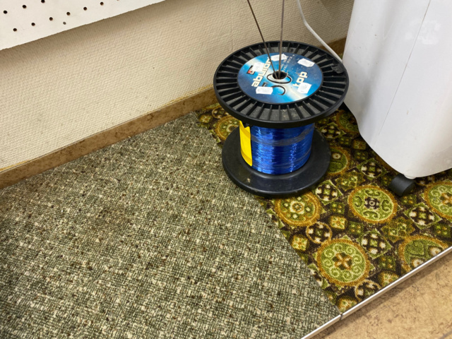 1122823-86 Lot of fishing equipment and accessories