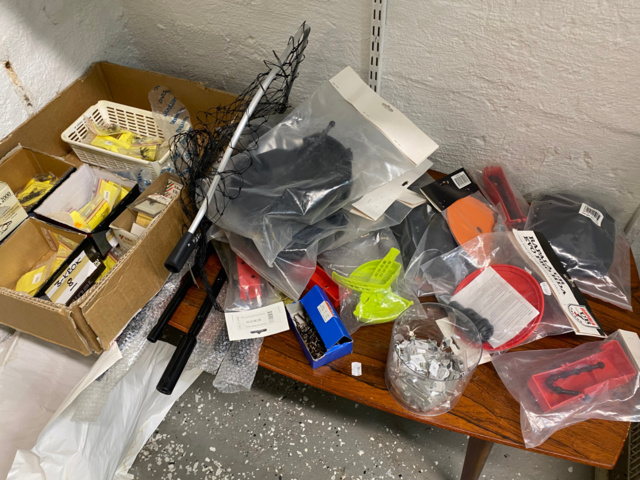 1122823-126 Lot of fishing equipment and accessories