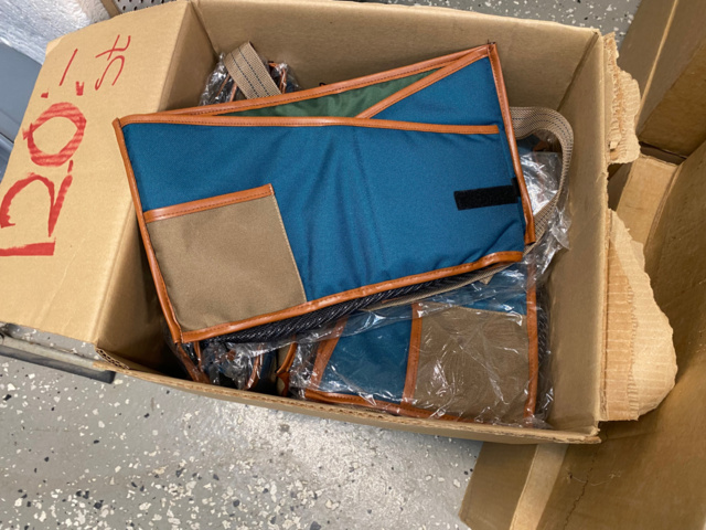 1122823-131 Lot of fishing equipment and accessories