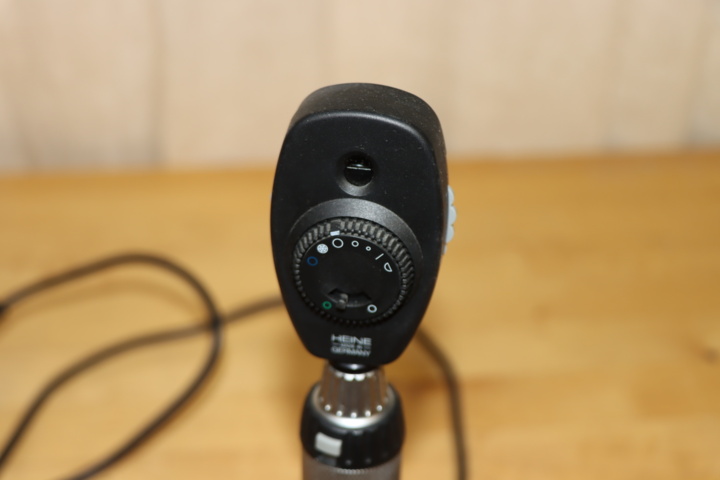 1034166-3 Heine Beta 200S and Table Charger HEINE NT 300