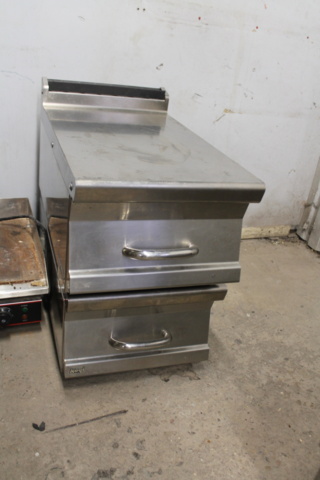 1119831-1 Relief bench with drawer 2 pcs