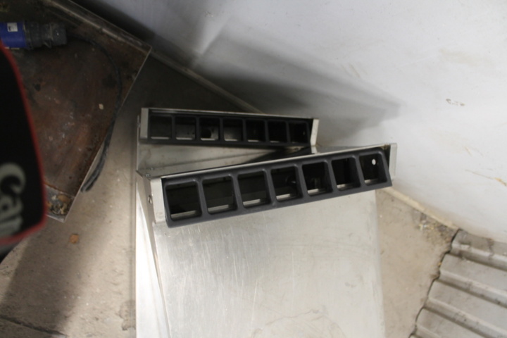 1119831-7 Relief bench with drawer 2 pcs