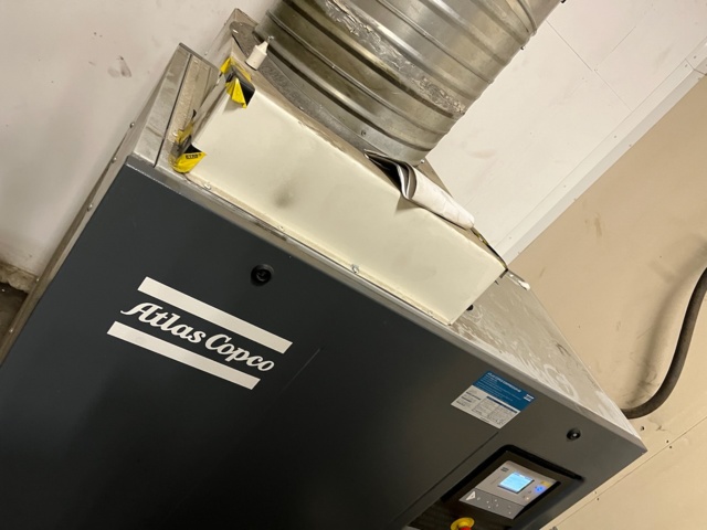 1061947-7 Screw compressor Atlas Copco