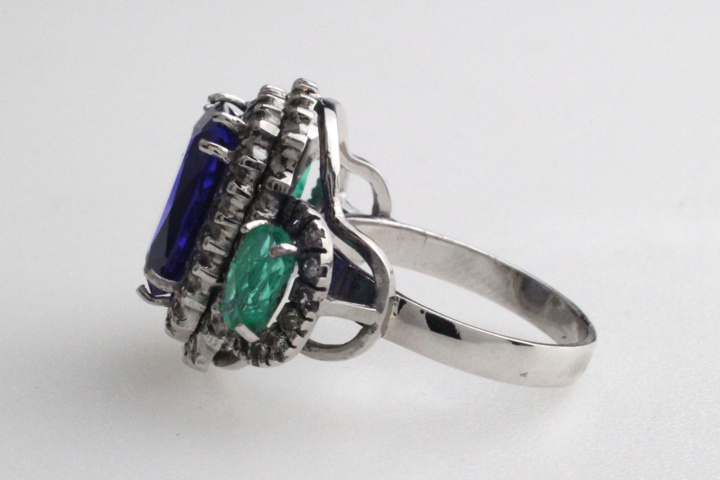 1123625-5 Ring 14K White Gold with Tanzanite, Emeralds and Diamonds