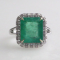 1123633-2 Ring 14K White Gold with Emerald and Diamonds