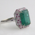 1123636-3 Ring 14K White Gold with Emerald and Diamonds
