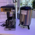 1066850-1 Coffee maker and larger thermos