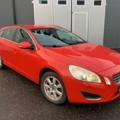 1123961-4 Volvo V60 T3 Manual, 150hp Momentum 2012